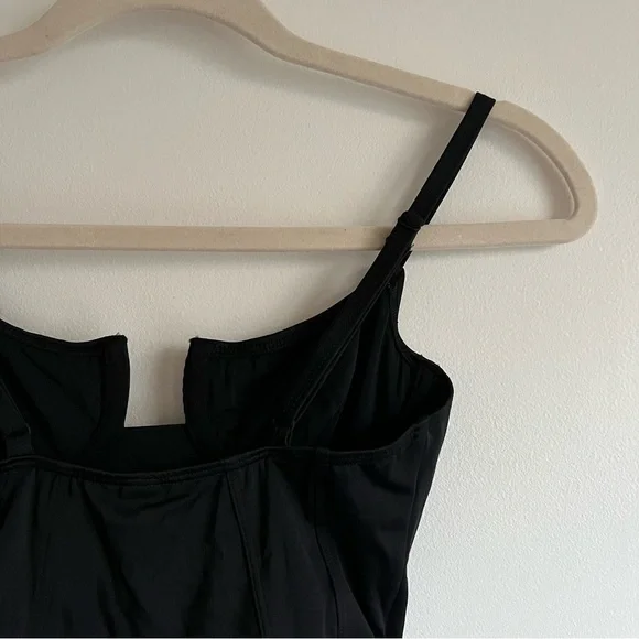 Solid & Striped Veronica One Piece in Noir - Picture 12 of 16